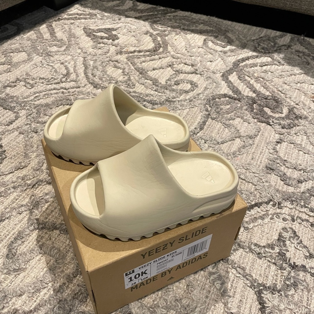 Yeezy Slide Kids